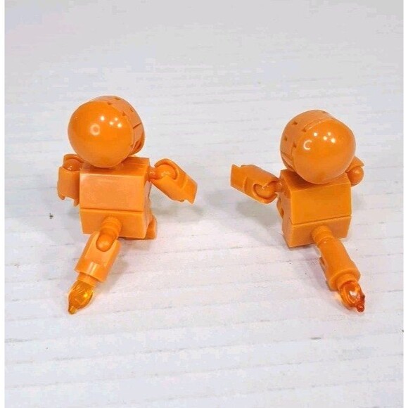 Mega Construx Pokémon (2) Squirtle & (2) Charizard Lot 4 Mini Figs Block Figures - Picture 8 of 10